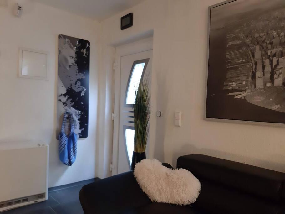 Bello Apartamento Graben-Neudorf Екстериор снимка